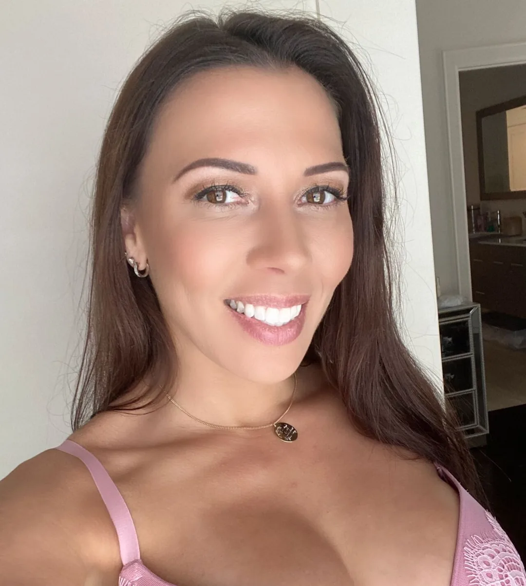 Portrait of Rachel Starr